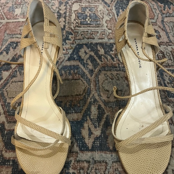 Banana Republic Beige Strappy Heels - Picture 3 of 3